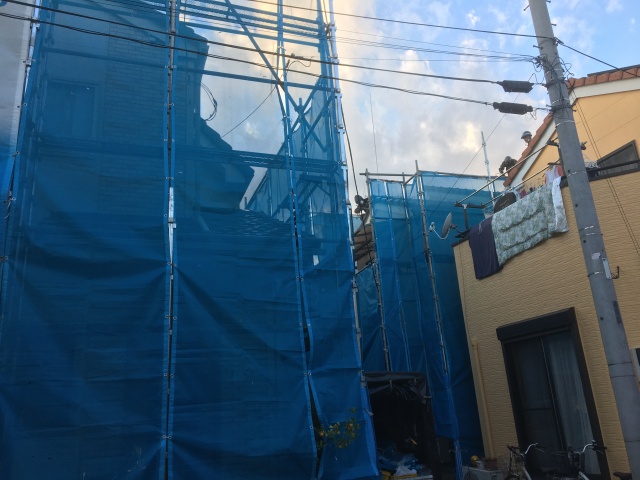 外壁塗装を少しでも安く施工する方法は？そうだ！ご近所を誘って一緒に施工しよう！！