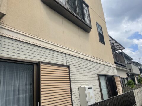 雨漏りをしているのだけど、施工まで時間がある場合の対応は？