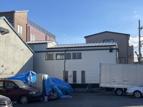 金属系サイディングの外壁塗装は遮熱塗料の効果大＠東京都足立区南花畑の外壁塗装工事