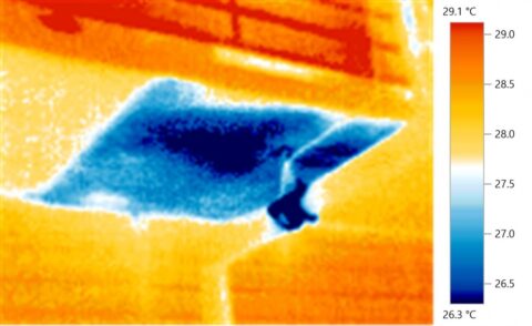 【東京都足立区　サーモグラフィー雨漏り調査】雨漏り箇所を特定！！