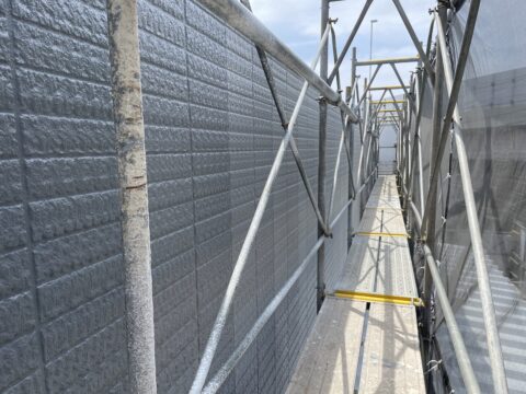 色分け色々　外壁のグラデーション塗装