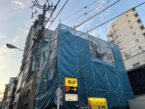 外壁塗装工事を施工するにはきちんとした安全対策が必要です。