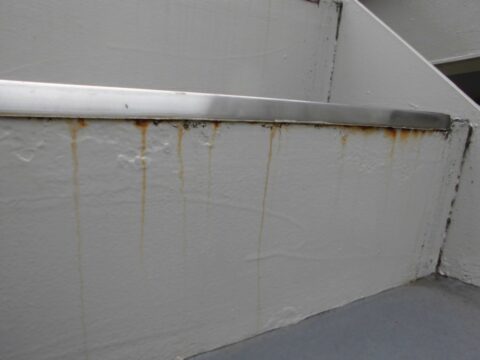 【東京都文京区　外壁塗装】塗装範囲外の錆発見！