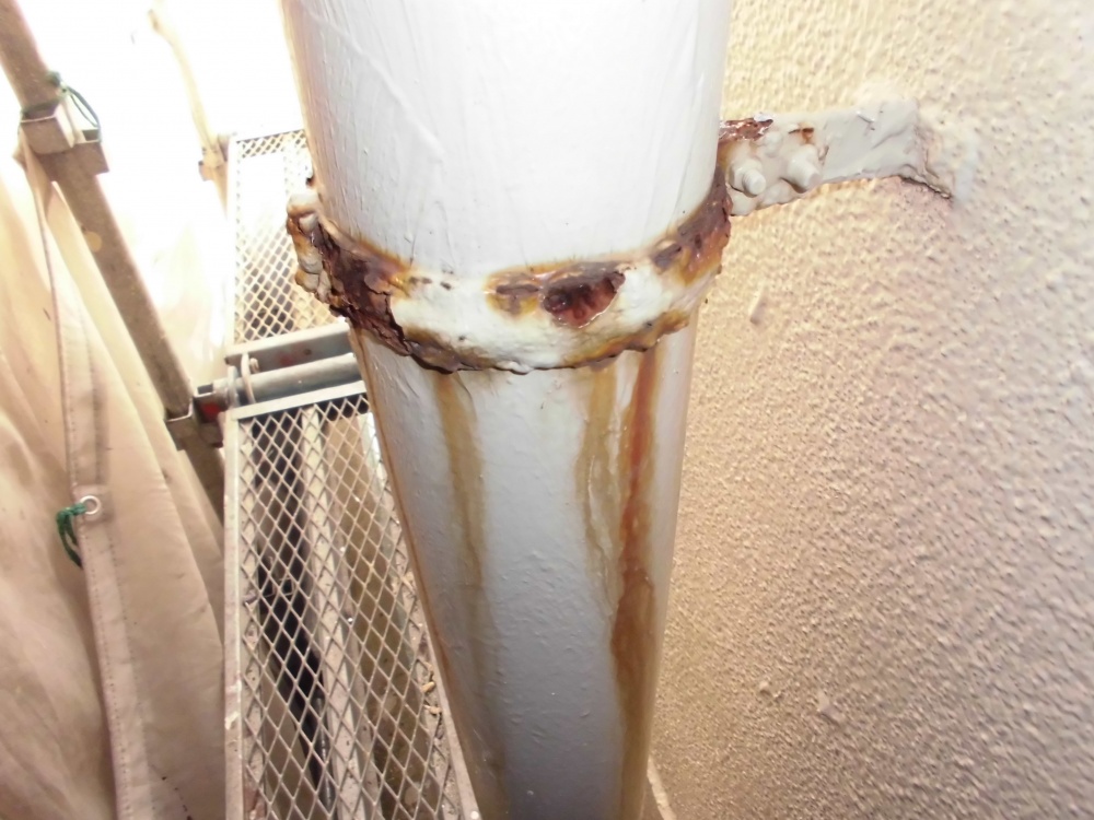 配管バンド交換