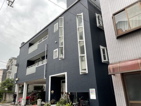 外壁タイルの防水性アップとカラーでのイメージチェンジ/足立区綾瀬のタイル外壁を単層弾性塗料で塗装