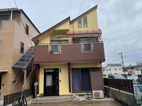 外壁塗装完了時にはお客様と立ち合い確認を実施しております。@東京都足立区神明南の外壁塗装工事