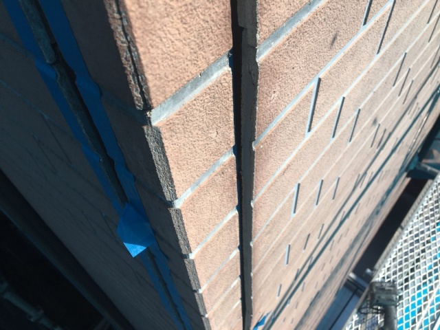 外壁サイディングの浮きが気になっているお客様は、外壁塗装時にしっかりと補修をしてから塗装をしましょう。