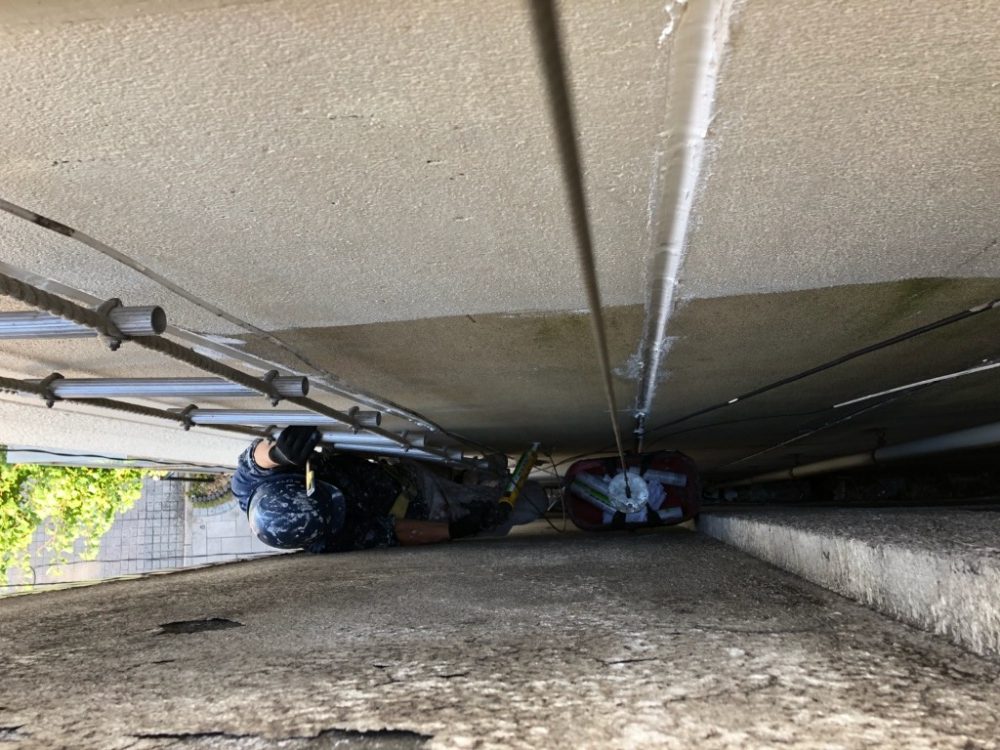 狭い敷地の外壁塗装