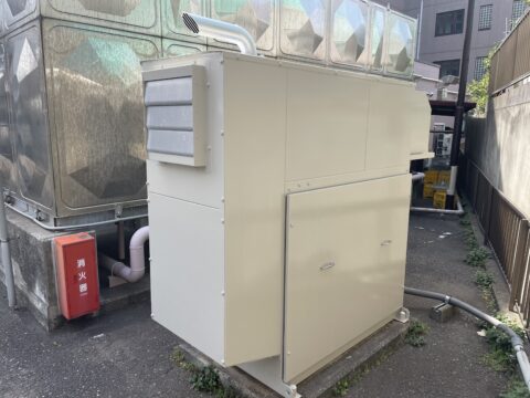 神奈川県横須賀市の発電機塗装工事にお伺いしております。神奈川県の発電機塗装は（株）セイルズにお任せください