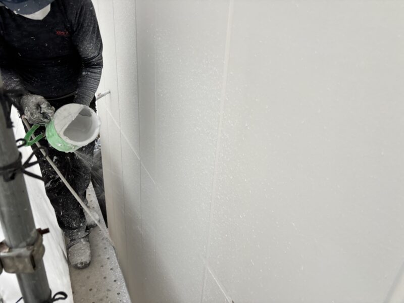 【練馬区石神井の新築外壁塗装】弾性タイル吹付塗装で高耐久＆美しい仕上がりに｜足立区のセイルズ