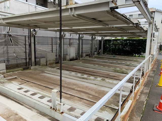 機械式立体駐車場塗り替え工事