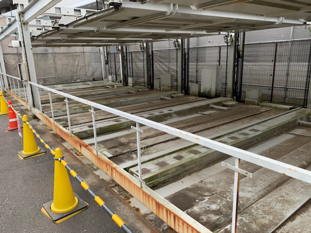 機械式立体駐車場塗り替え工事
