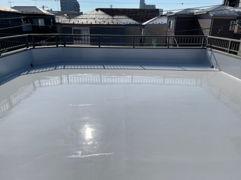 屋上の防水工事は雨漏りが発生してしまう前に！！江戸川区瑞江の防水工事