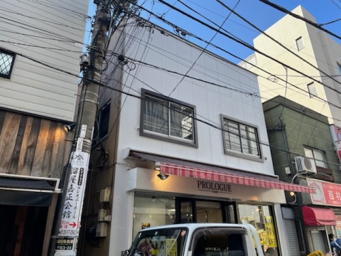 商店街や繁華街でも足場は架けられるの？足立区千住の外壁塗装