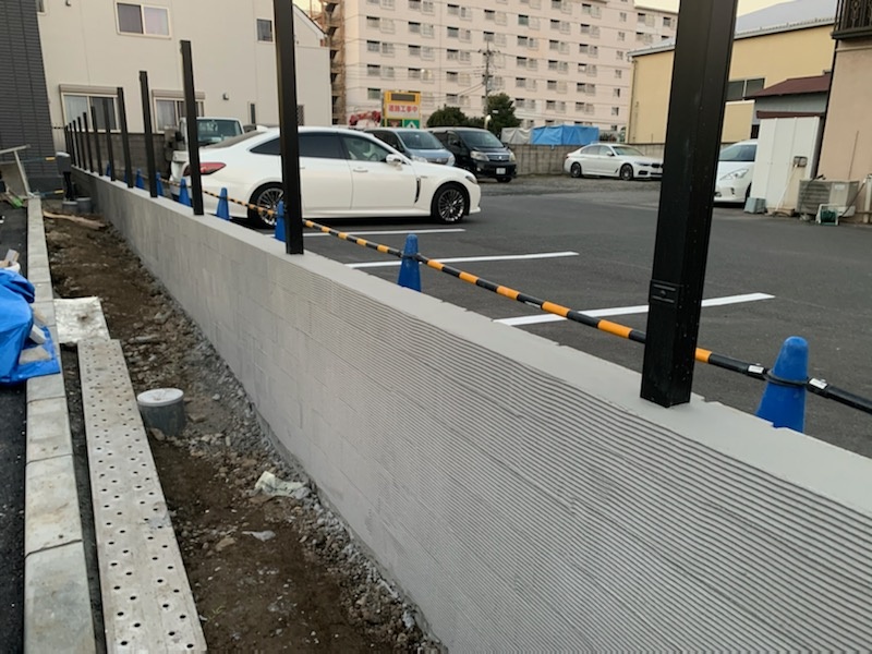 普通のブロック塀をジョリパットで素敵な外構に！！足立区鹿浜の外構工事