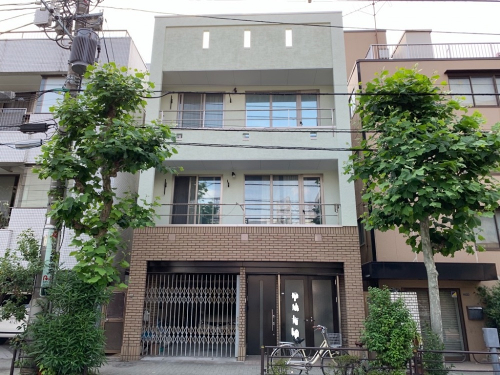 台東区の外壁フッ素塗装・防水工事は自社施工のセイルズにお任せ！！/