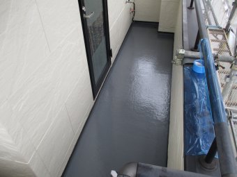 狭小ベランダはウレタン防水で施工