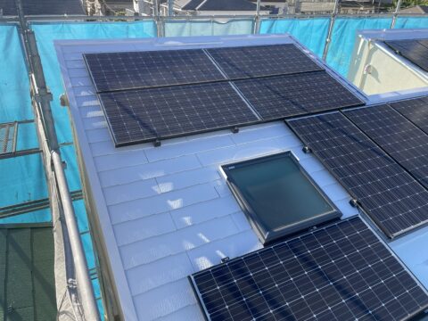 屋根の遮熱塗装で1番効果が高い色は？江東区南砂の屋根塗装工事