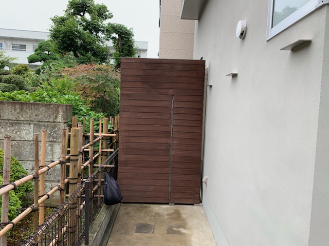 木部のフェンスを【防虫・防腐】効果のある塗料でリフレッシュ塗装