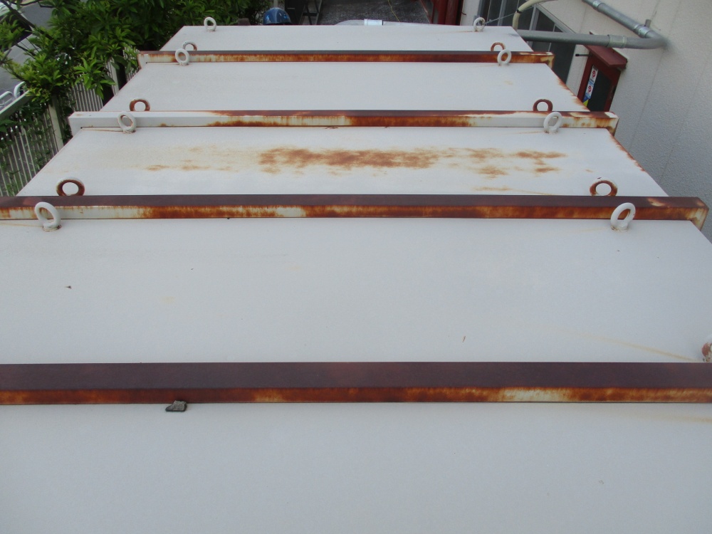 キュービクルの塩害対策は高耐久・高耐候のフッ素塗料で決まり！！