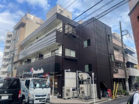 劣化したタイル外壁を塗装でイメージチェンジ＠足立区綾瀬のタイル外壁の塗装工事