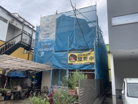 会社のご近所のお客様より外壁塗装のご依頼を頂きました。@足立区鹿浜の外壁塗装工事