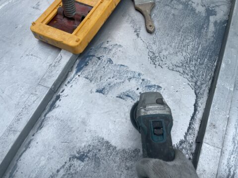 DIYの注意点！塗装の状態が悪いと塗装の際に余計に手間がかかってしまい、逆にコストがかかってしまう場合があります。