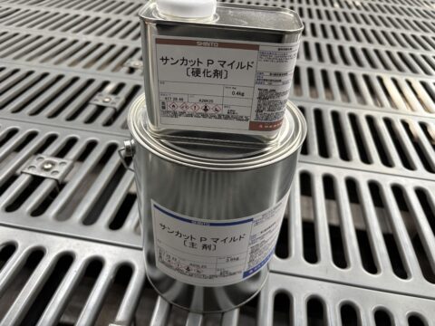 貯水タンク上塗り