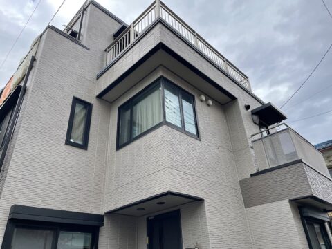 施工後のアフターサービスはお客様とお会いして@施工されたお客様の点検にお伺いさせて頂きました。