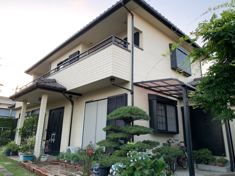 パワーボードのシーリング改修でしっかり雨漏り予防/足立区谷在家の外壁塗装工事が完了しました。