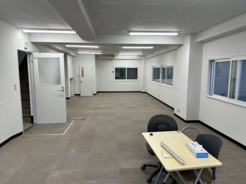 【東京都 千代田区　内部壁•木枠•ドア塗装】