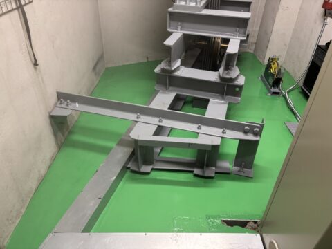 【東京都中央区　機械室防塵塗装】フローンヌルサットフレッシュグリーン使用！