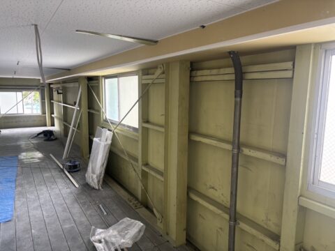 倉庫内部塗装