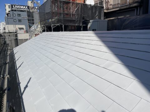 水性塗料で塗られている屋根に遮熱塗装は可能か？水性クールタイトsiで夏の暑さ対策