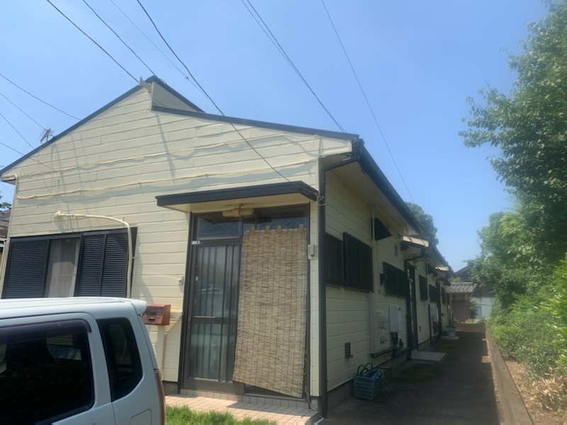 美観の回復で空室を減らしていきましょう。茨城県常総市の賃貸平屋の住宅塗装