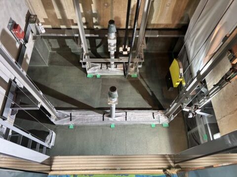 【荒川区健康センター】エレベーターピット防水工事│休日を利用して短期間施工を実現！