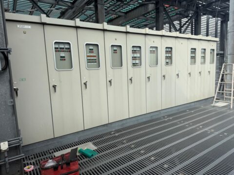 設備塗装ビフォー
