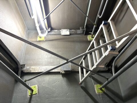 【東京都新宿区　中学校エレベーターピット防水】教育現場の安全対策