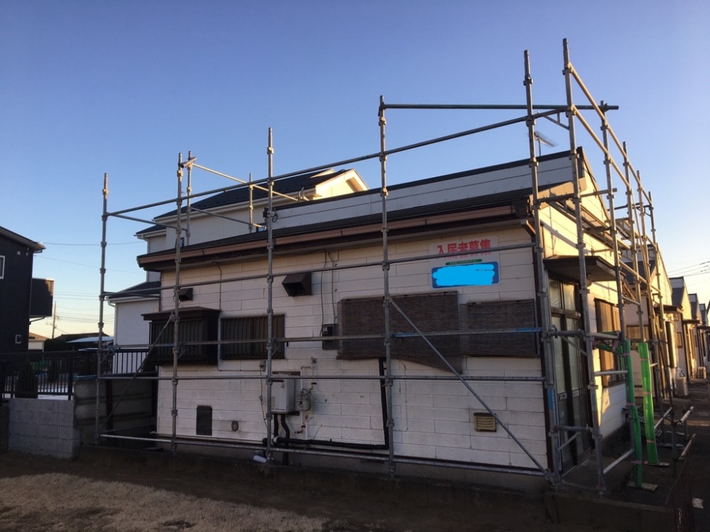 5棟並びの平屋の足場の仮設足場/茨城県常総市