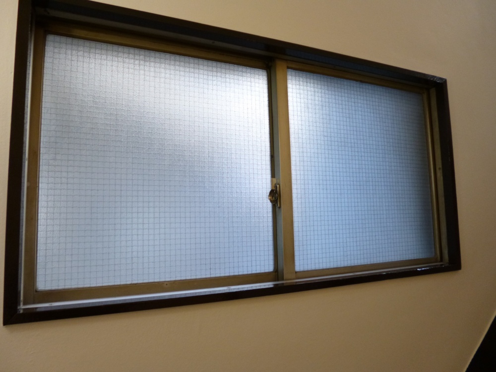 サッシ木枠塗装　中野区東中野