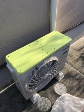 外壁塗装の後に室外機が傷ついた！？外壁塗装の際に室外機を保護する【室外機まもる君】の導入